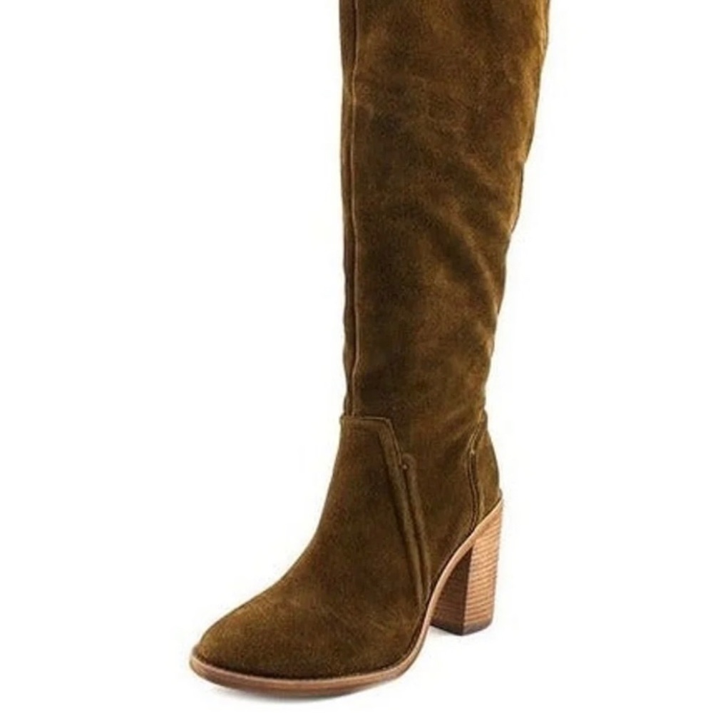 NEW IN BOX Vince Camuto boots